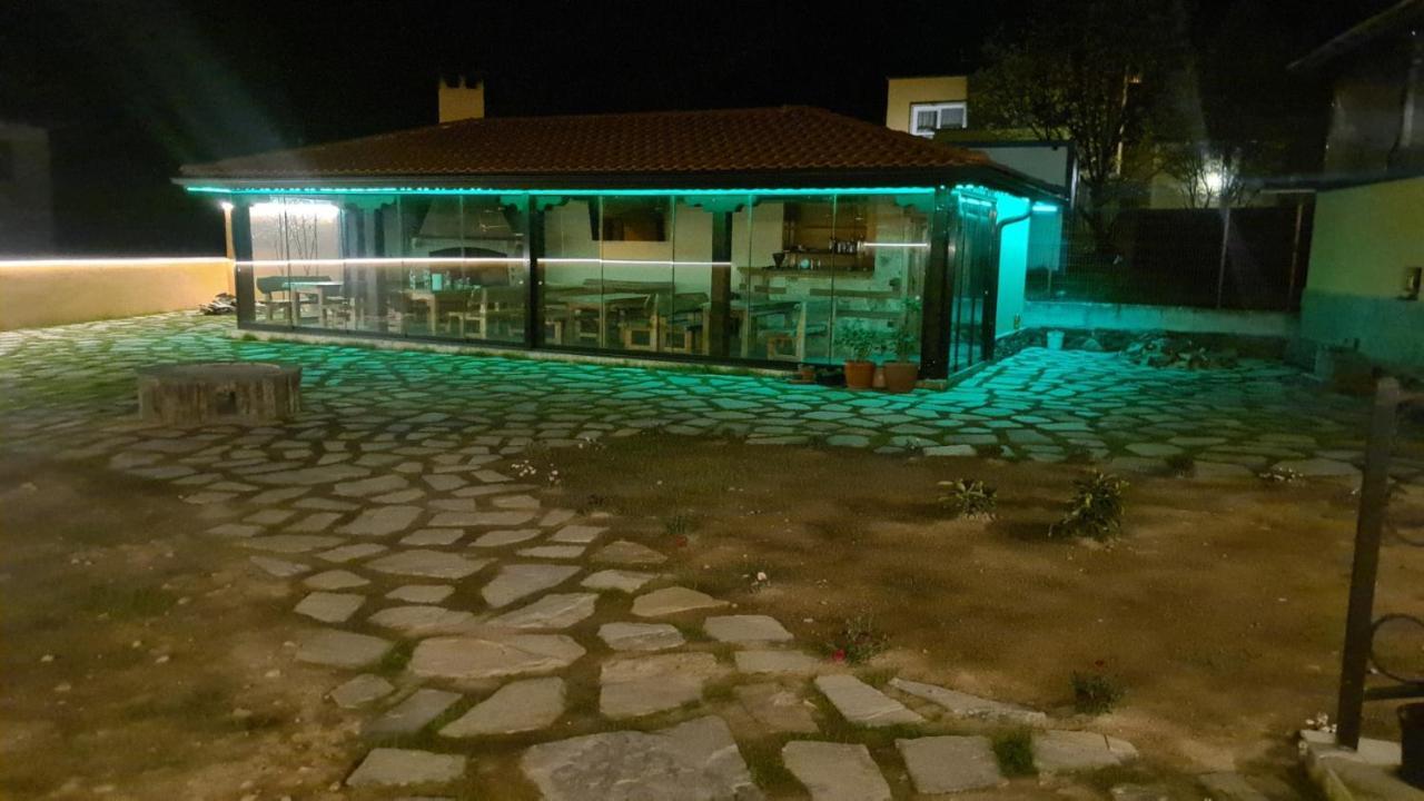 Guesthouse Nefertiti Smolyan Eksteriør bilde