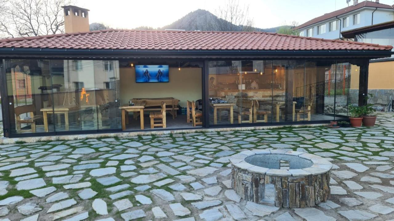 Guesthouse Nefertiti Smolyan Eksteriør bilde