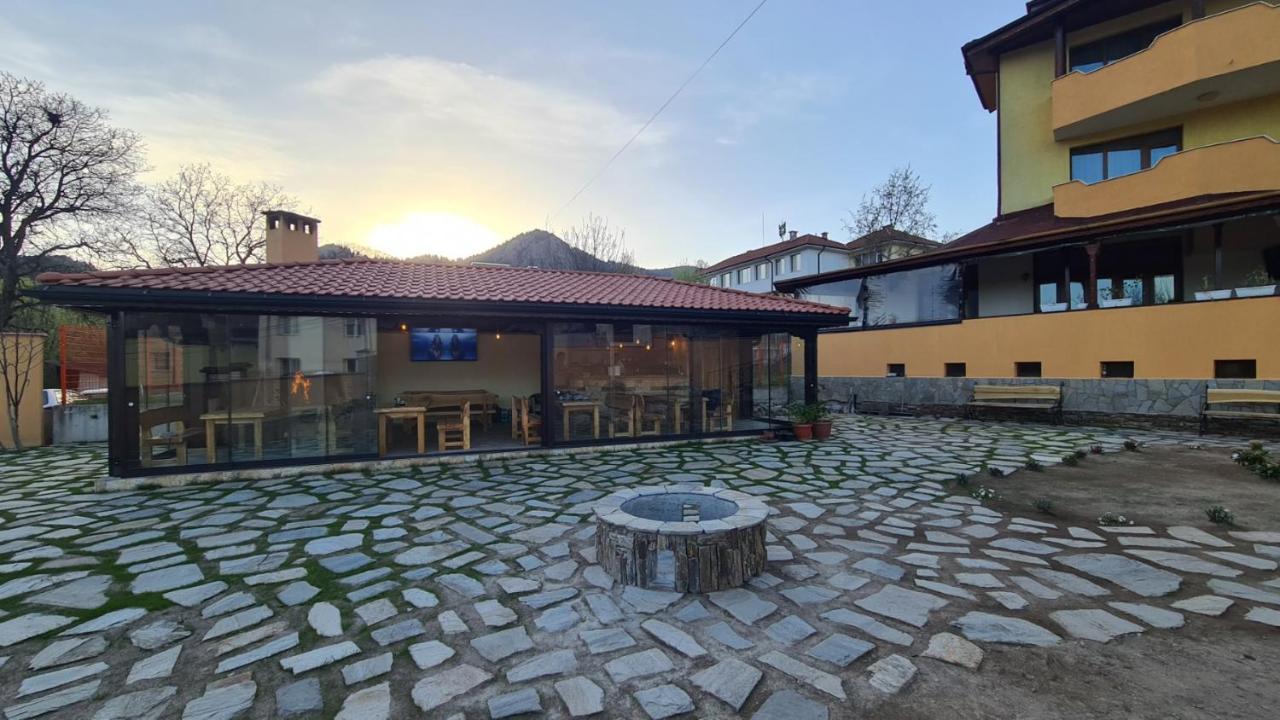 Guesthouse Nefertiti Smolyan Eksteriør bilde
